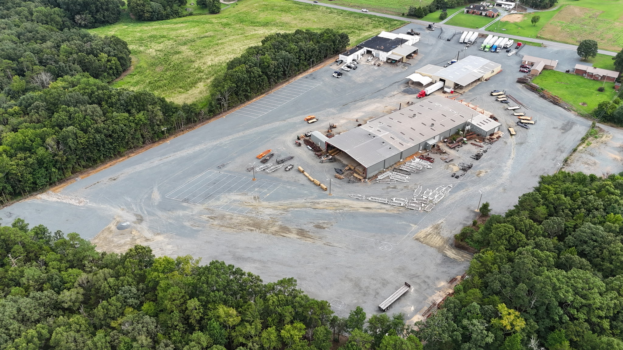 Business Storage in Indian Trail, NC: How Commercial Vehicle and Equipment Storage Works